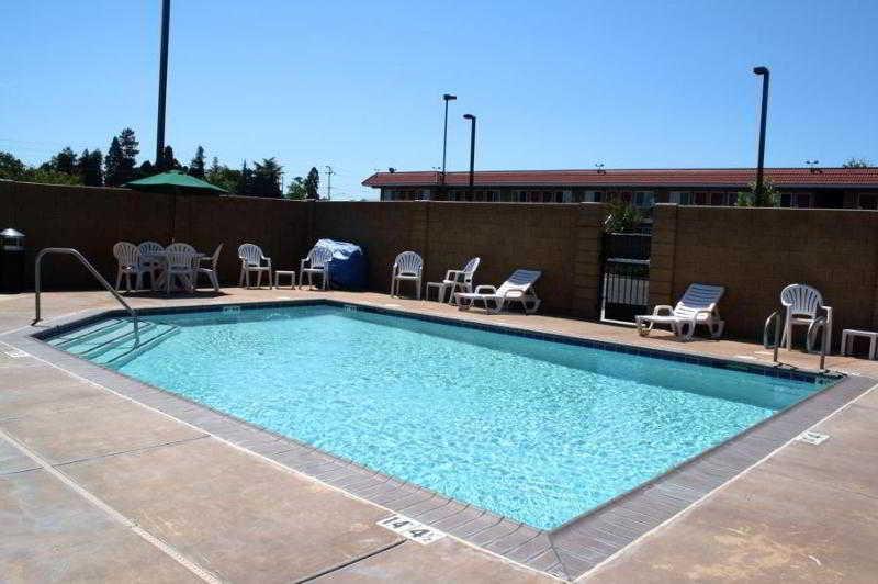 Comfort Suites Vacaville-Napa Valley Area Eksteriør billede