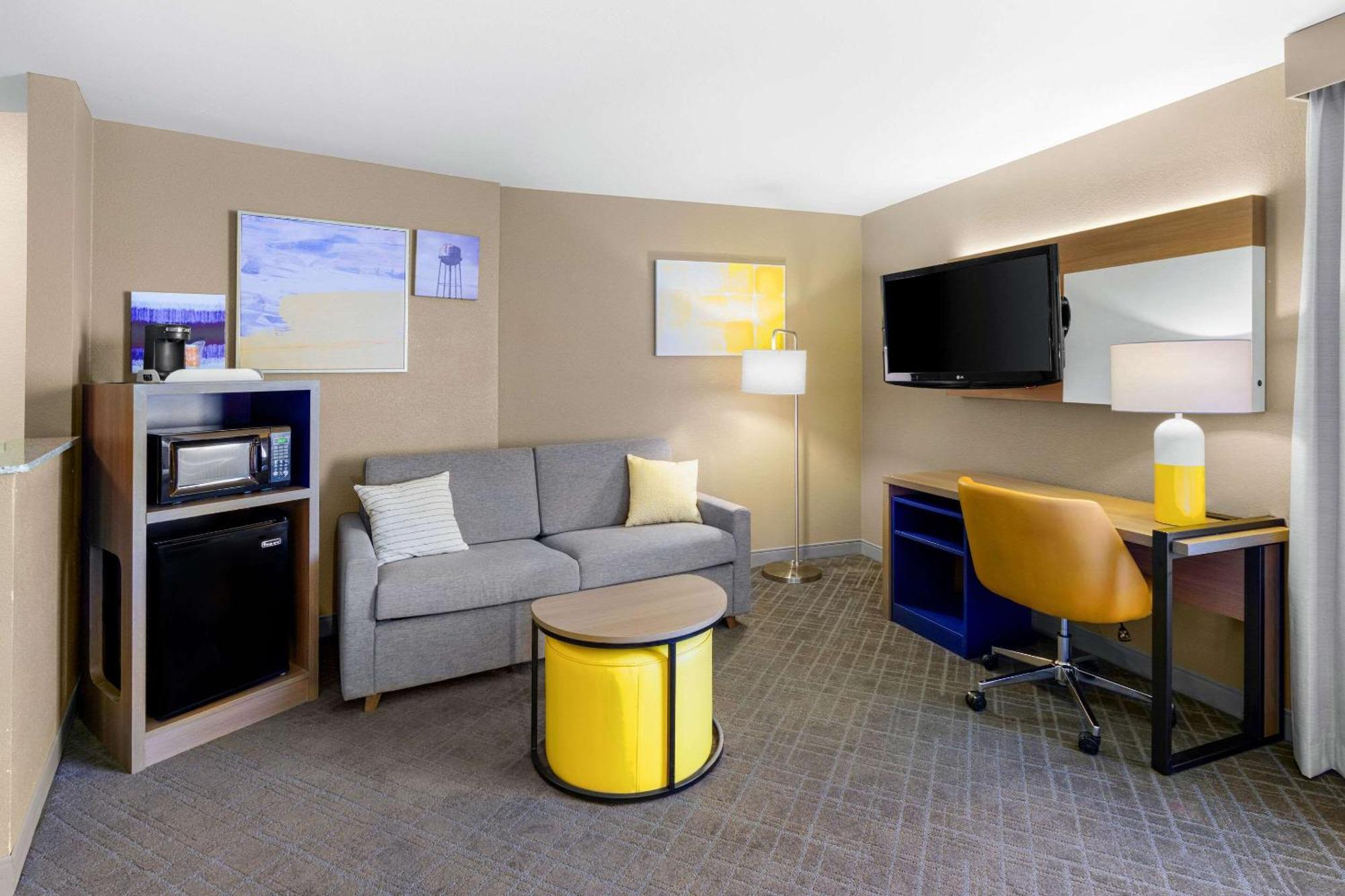 Comfort Suites Vacaville-Napa Valley Area Eksteriør billede