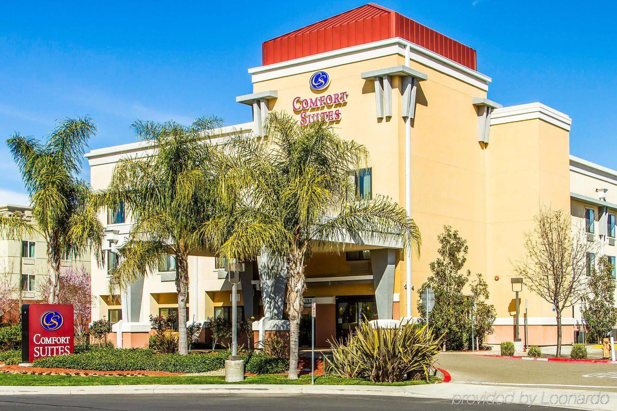 Comfort Suites Vacaville-Napa Valley Area Eksteriør billede